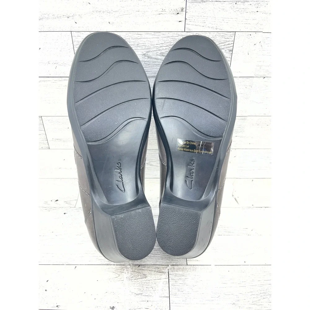 Clarks‎ Bendables Women Size 9.5M Dark Gray Leather Slip On Loafers Block Heel